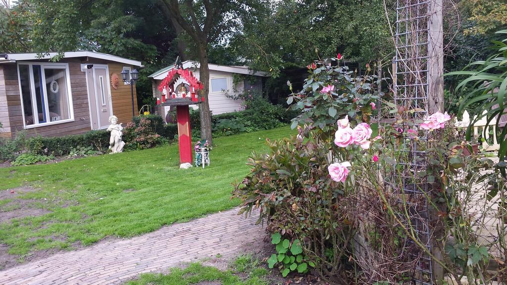 Bed And Breakfast Bij Hooisma Kampen Esterno foto