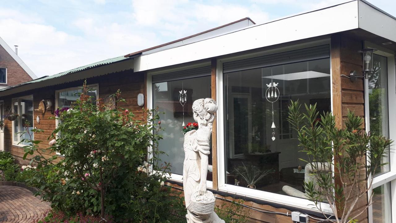 Bed And Breakfast Bij Hooisma Kampen Esterno foto