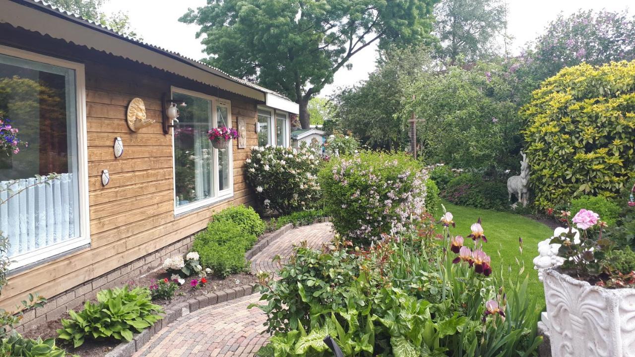 Bed And Breakfast Bij Hooisma Kampen Esterno foto